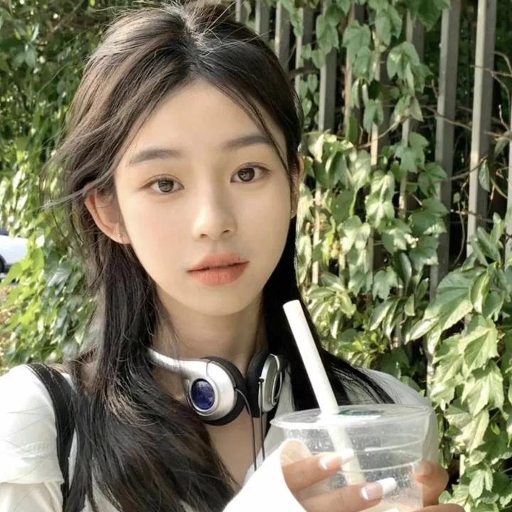 飞女黛丝
